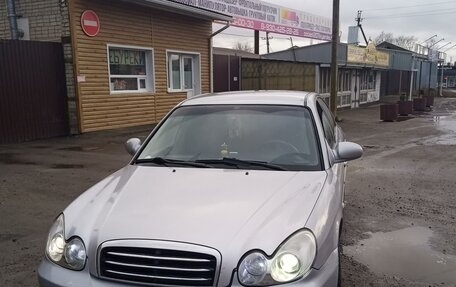 Hyundai Sonata IV рестайлинг, 2005 год, 500 000 рублей, 2 фотография