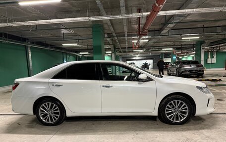 Toyota Camry, 2016 год, 2 350 000 рублей, 3 фотография