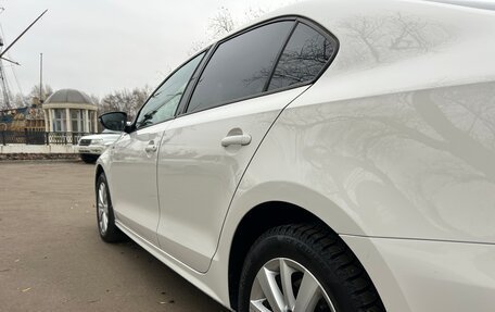 Volkswagen Jetta VI, 2013 год, 999 000 рублей, 10 фотография