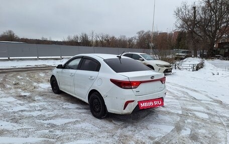 KIA Rio IV, 2017 год, 900 000 рублей, 8 фотография