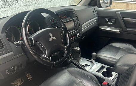 Mitsubishi Pajero IV, 2011 год, 2 400 000 рублей, 7 фотография