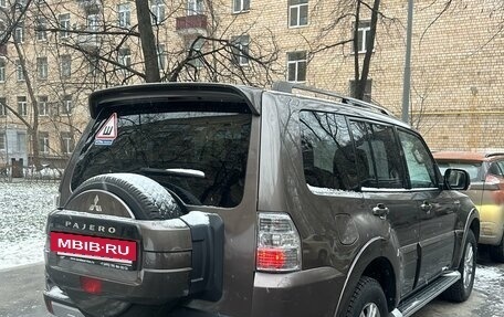 Mitsubishi Pajero IV, 2011 год, 2 400 000 рублей, 3 фотография