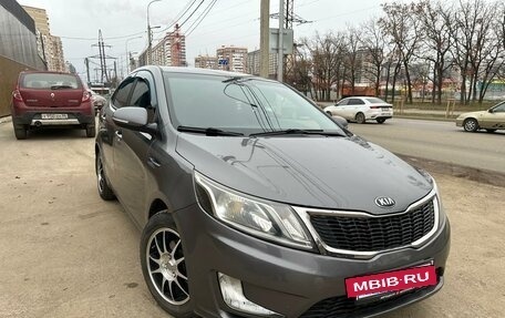 KIA Rio III рестайлинг, 2015 год, 1 380 000 рублей, 2 фотография