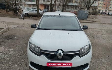 Renault Logan II, 2015 год, 790 000 рублей, 6 фотография