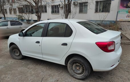 Renault Logan II, 2015 год, 790 000 рублей, 12 фотография