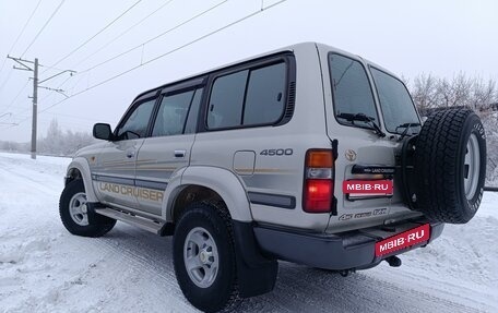 Toyota Land Cruiser 80 рестайлинг, 1996 год, 2 600 000 рублей, 13 фотография