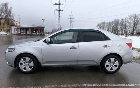 KIA Cerato III, 2010 год, 800 000 рублей, 3 фотография