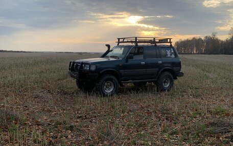 Toyota Land Cruiser 80 рестайлинг, 1995 год, 3 050 000 рублей, 5 фотография