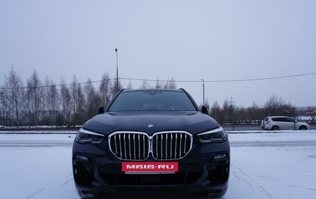 BMW X5, 2019 год, 7 680 000 рублей, 2 фотография