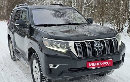 Toyota Land Cruiser Prado 150 рестайлинг 2, 2018 год, 5 600 000 рублей, 3 фотография