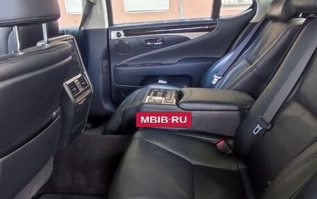 Lexus LS IV, 2013 год, 2 800 000 рублей, 3 фотография