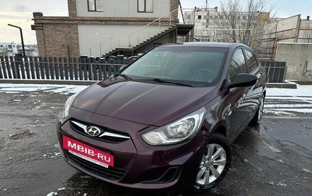 Hyundai Solaris II рестайлинг, 2012 год, 779 900 рублей, 3 фотография