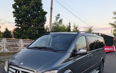 Mercedes-Benz Viano, 2011 год, 2 100 000 рублей, 3 фотография