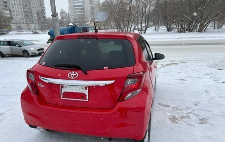 Toyota Vitz, 2015 год, 1 100 000 рублей, 4 фотография