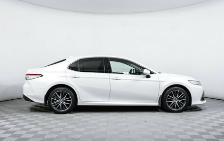 Toyota Camry, 2021 год, 3 798 000 рублей, 8 фотография