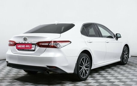 Toyota Camry, 2021 год, 3 798 000 рублей, 9 фотография