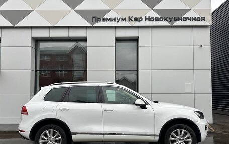 Volkswagen Touareg III, 2012 год, 1 640 000 рублей, 2 фотография