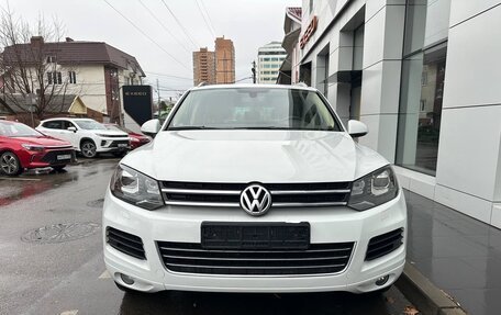 Volkswagen Touareg III, 2012 год, 1 640 000 рублей, 6 фотография