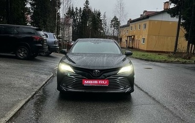 Toyota Camry, 2019 год, 4 000 000 рублей, 1 фотография