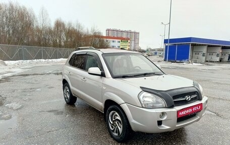 Hyundai Tucson III, 2006 год, 650 000 рублей, 4 фотография