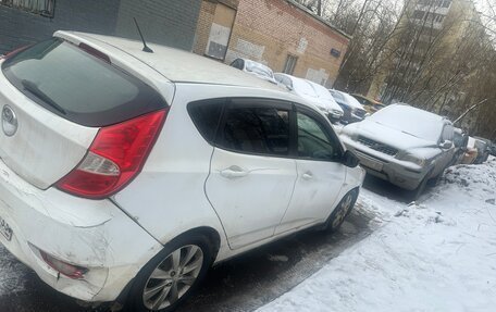 Hyundai Solaris II рестайлинг, 2014 год, 280 000 рублей, 3 фотография