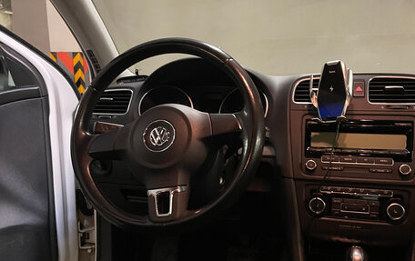 Volkswagen Golf VI, 2010 год, 900 000 рублей, 10 фотография