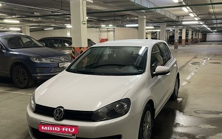 Volkswagen Golf VI, 2010 год, 900 000 рублей, 2 фотография