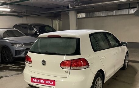 Volkswagen Golf VI, 2010 год, 900 000 рублей, 4 фотография