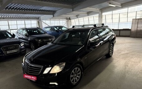 Mercedes-Benz E-Класс, 2010 год, 1 350 000 рублей, 4 фотография