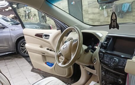 Nissan Pathfinder, 2014 год, 2 150 000 рублей, 2 фотография