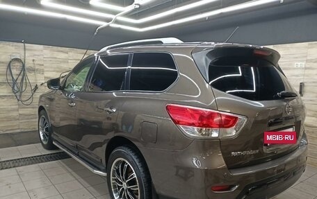 Nissan Pathfinder, 2014 год, 2 150 000 рублей, 3 фотография