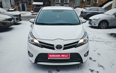 Toyota Verso I, 2013 год, 1 300 000 рублей, 1 фотография