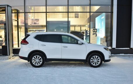 Nissan X-Trail, 2018 год, 2 034 000 рублей, 4 фотография