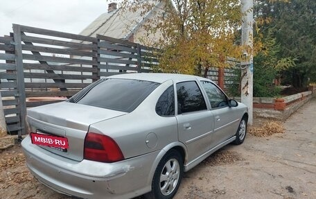 Opel Vectra B рестайлинг, 2001 год, 150 000 рублей, 4 фотография