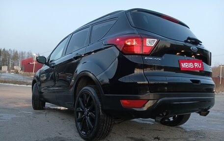 Ford Escape III, 2018 год, 1 850 000 рублей, 4 фотография