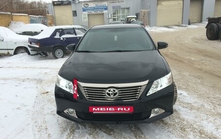 Toyota Camry, 2012 год, 2 220 000 рублей, 2 фотография