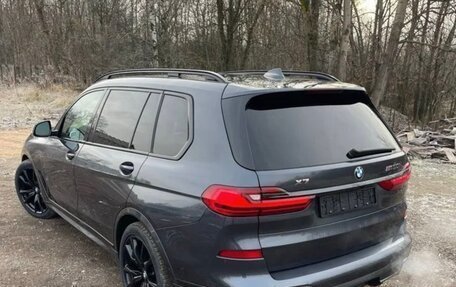 BMW X7, 2021 год, 16 080 000 рублей, 2 фотография