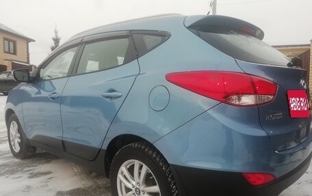 Hyundai ix35 I рестайлинг, 2011 год, 1 300 000 рублей, 9 фотография