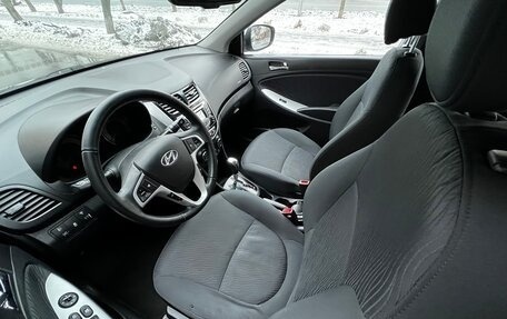 Hyundai Solaris II рестайлинг, 2012 год, 1 085 000 рублей, 14 фотография