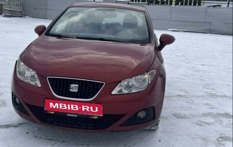 SEAT Ibiza IV рестайлинг 2, 2012 год, 550 000 рублей, 1 фотография