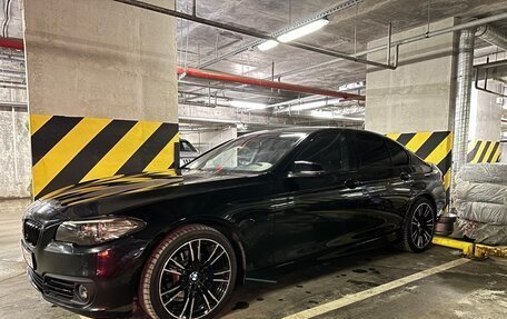 BMW 5 серия, 2014 год, 1 900 000 рублей, 9 фотография