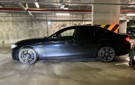 BMW 5 серия, 2014 год, 1 900 000 рублей, 10 фотография