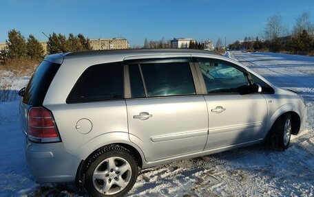 Opel Zafira B, 2007 год, 600 000 рублей, 9 фотография