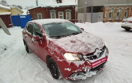 Renault Logan II, 2014 год, 600 000 рублей, 3 фотография