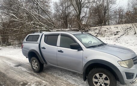 Mitsubishi L200 IV рестайлинг, 2011 год, 1 150 000 рублей, 4 фотография