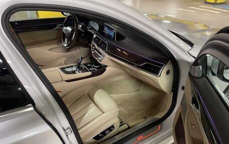 BMW 7 серия, 2016 год, 5 100 000 рублей, 21 фотография