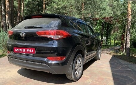 Hyundai Tucson III, 2017 год, 2 500 000 рублей, 3 фотография