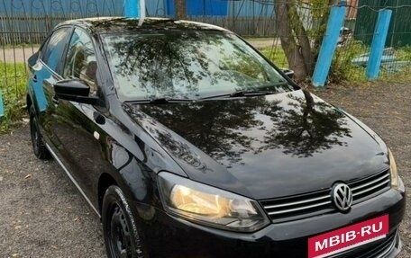 Volkswagen Polo VI (EU Market), 2011 год, 750 000 рублей, 4 фотография