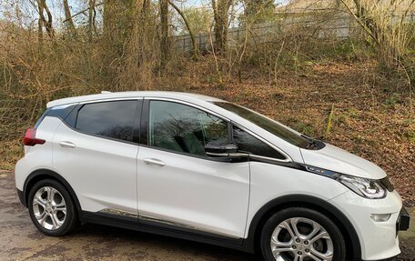 Chevrolet Bolt, 2021 год, 2 790 000 рублей, 2 фотография