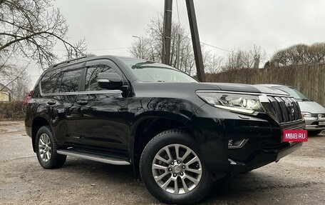 Toyota Land Cruiser Prado 150 рестайлинг 2, 2017 год, 5 555 555 рублей, 2 фотография